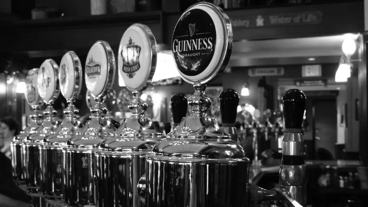 Truck carrying 20,000 litres of stout beer stolen in UK heist Truck carrying 20,000 litres of stout beer stolen in UK heist