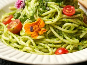 Quick & Healthy Zucchini Noodles Recipe in 3 Easy Steps