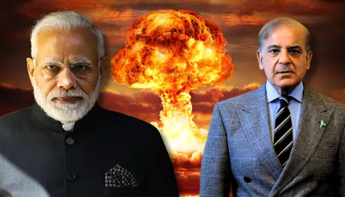 How many nuclear warheads lie in India and Pakistan's hands?