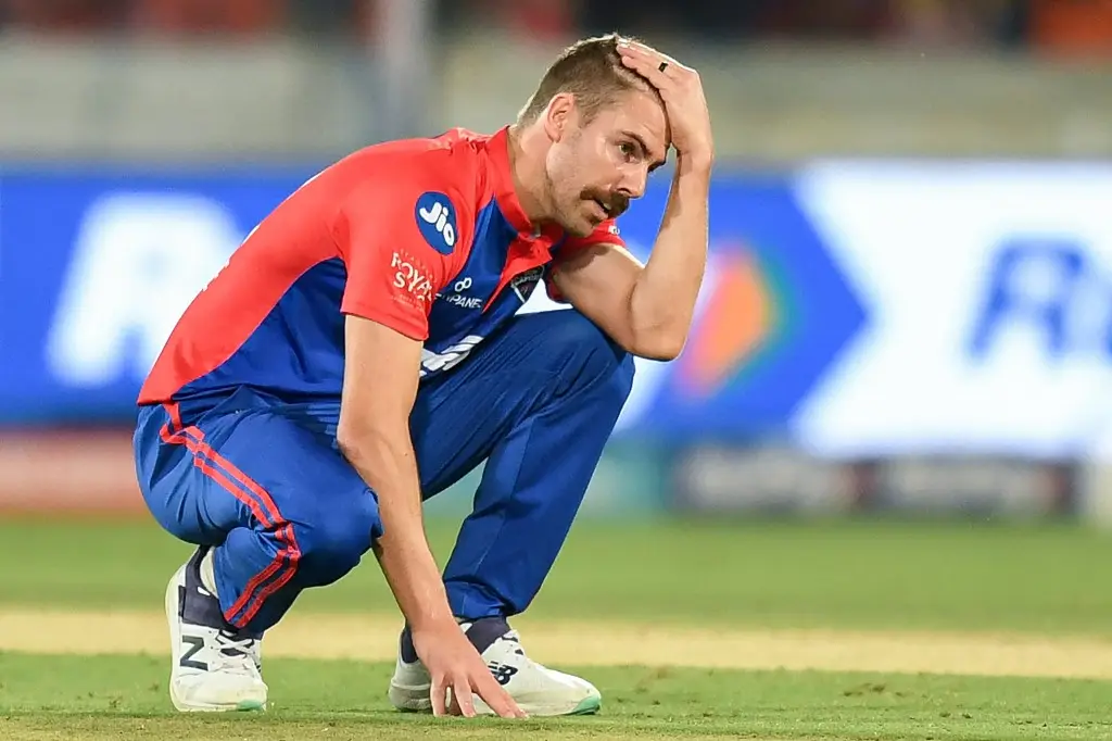 6. Anrich Nortje (32 runs)