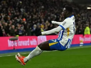 Mitoma & Minteh’s magic inspires Brighton to dominating win over Chelsea