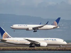United Airlines flight turns back after pilot forgets passport