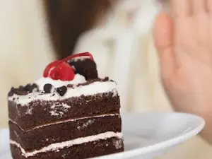 Craving Sugar Constantly? These 6 Deficiencies Could Be The Reason Behind It