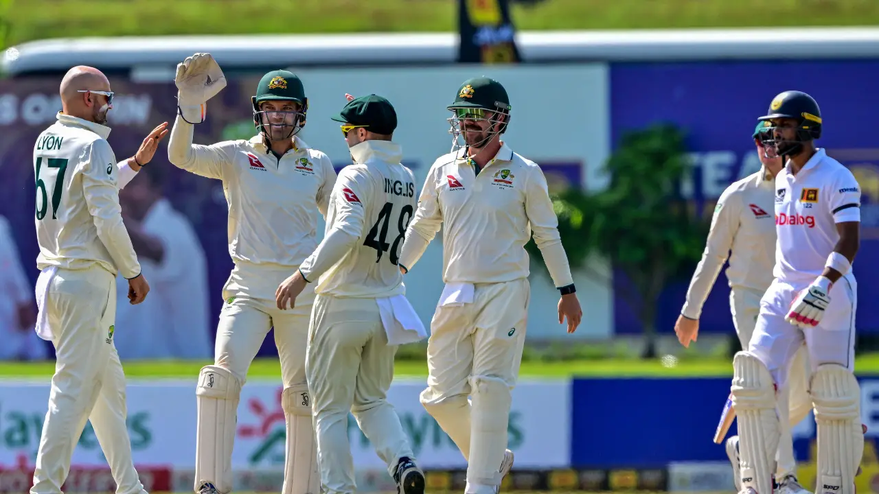 SL vs AUS: Dinesh Chandimal dismissed twice in same session as Sri Lanka batter joins rare club SL vs AUS: Dinesh Chandimal dismissed twice in same session as Sri Lanka batter joins rare club