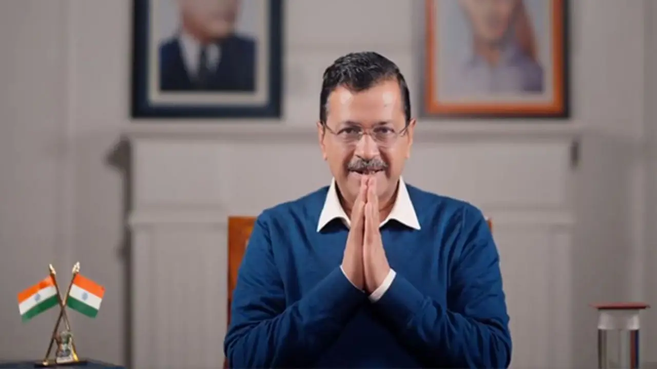 Kejriwal accuses BJP of  trying to deceive slum residents in Delhi by offering them money