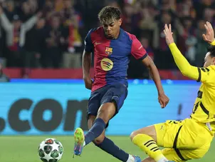 Champions League: Barcelona destroy Dortmund in one-sided contest, PSG come from behind to win against Villa