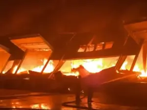 Massive fire in Gurugram warehouse, videos go viral