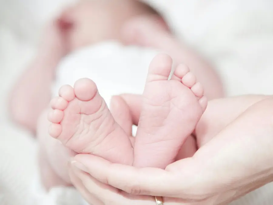 In UK, a baby was born 'twice'. 9 years ago, another baby entered the world two times