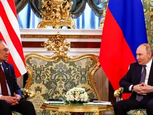 Putin's riddle: For whom is the third chair in Kremlin Palace? Malaysian PM decodes- Watch