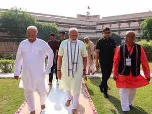 Sanjay Raut's bizarre claim, says PM Modi visited RSS headquarters to 'announce retirement plan'