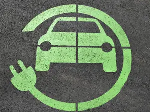 Pakistan slashes tariff for EV charging stations by 45%