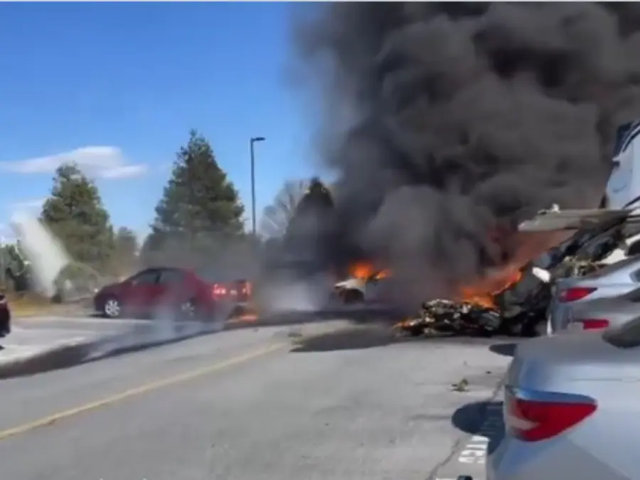 VIDEO: Plane with five people aboard crashes into Pennsylvania retirement community parking lot