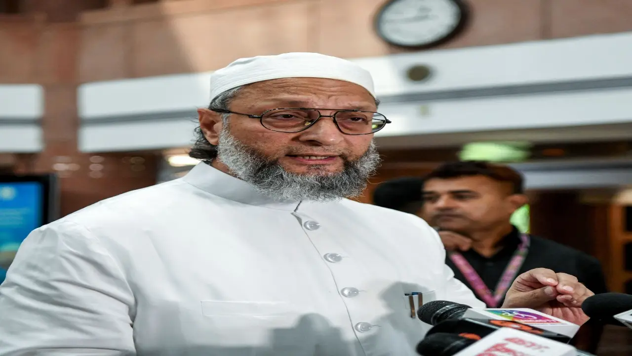 Owaisi calls Pakistan 'Threat to humankind, official beggars', urges global powers to disarm its nuclear bombs