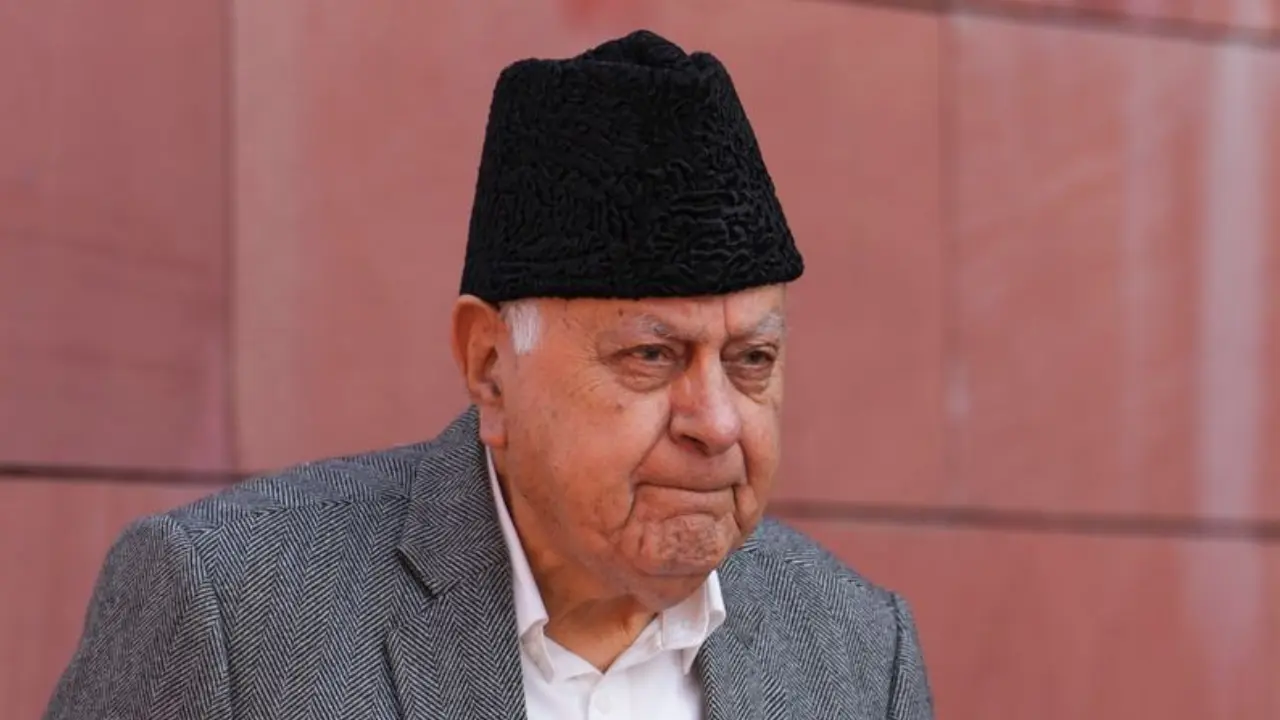 'I bathe in my house every day': Farooq Abdullah on Maha Kumbh holy dip 'I bathe in my house every day': Farooq Abdullah on Maha Kumbh holy dip