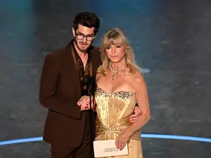 Oscars 2025: Andrew Garfield shares emotional moment with Goldie Hawn