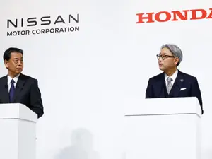 Nissan abandons merger talks with Honda, raising future uncertainty