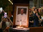 Vatican bans photos near Pope Francis's body as mourners inappropriately click pictures with deceased pope's coffin