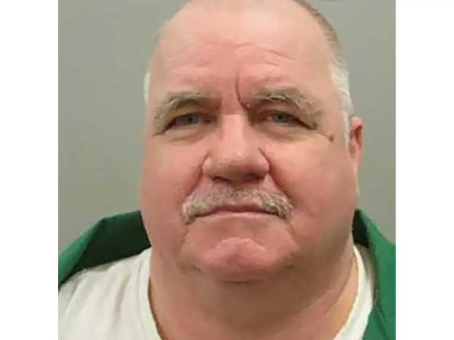 Man chooses death by firing squad in first US execution of its kind in 15 years