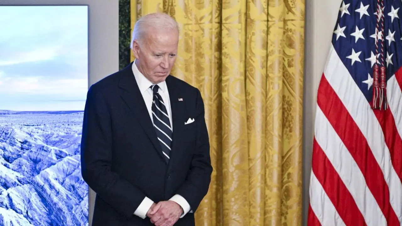 Biden to end term with personal worst approval ratings, suggests poll