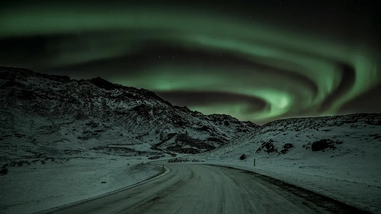 North Pole can shift 90 feet by 2100 because of humans