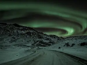North Pole can shift 90 feet by 2100 because of humans
