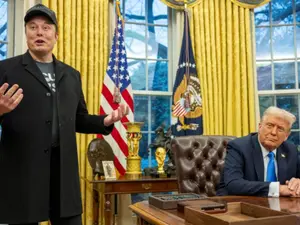 Mass firings begin as Trump and Musk plan to shrink US federal workforce