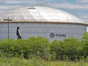 Venezuela's PDVSA halts oil loading authorizations to Chevron amid US tariffs