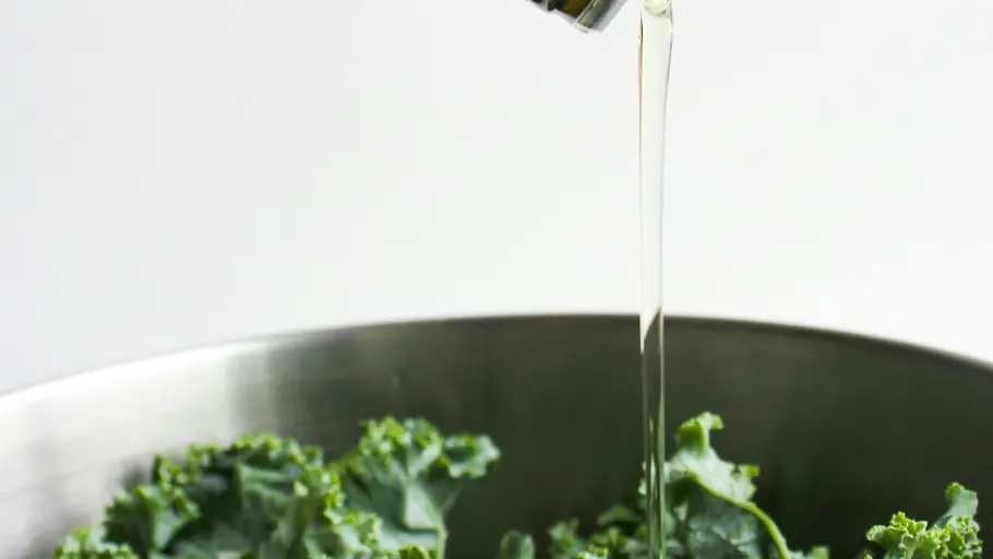Kale + Olive Oil = Ultimate Anti-Inflammatory Power Combo!