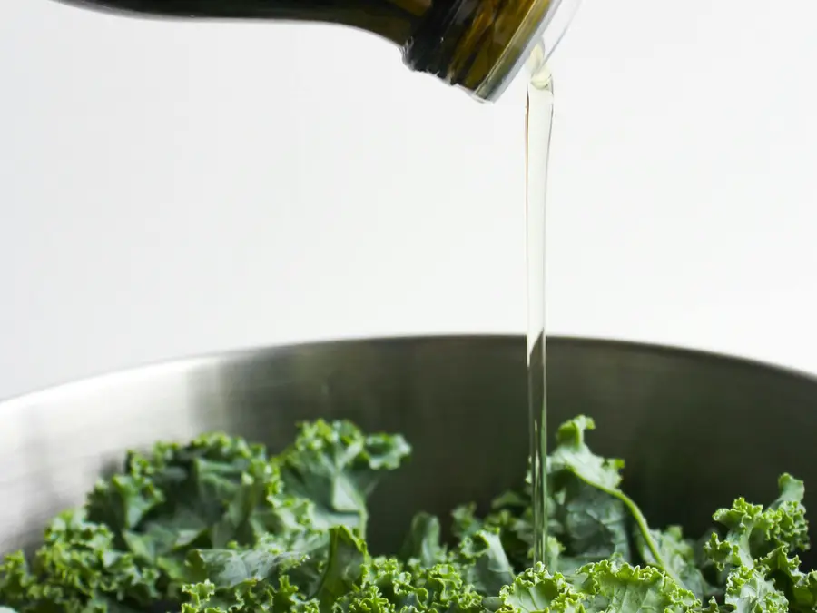Kale + Olive Oil = Ultimate Anti-Inflammatory Power Combo!