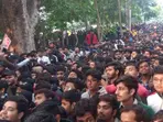 Delhi vs Railways Ranji Trophy: WATCH | Huge crowd outside stadium in Virat Kohli's comeback match