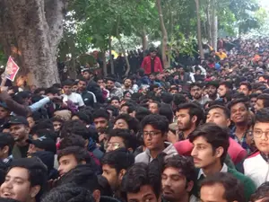 Delhi vs Railways Ranji Trophy: WATCH | Huge crowd outside stadium in Virat Kohli's comeback match
