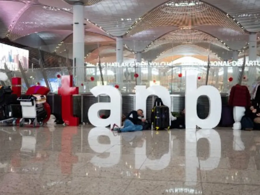 $7 (Rs 582) for a banana? $24 (Rs 2,100) for a burger? THIS might be world's most expensive airport