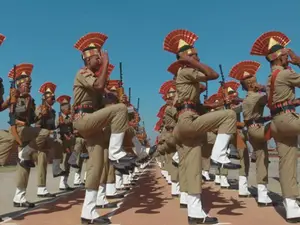 Indian Army Day 2025: Pune hosts parade for the first time with the theme 'Samarth Bharat, Saksham Sena'