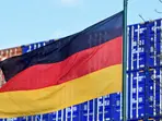 Germany economy shrinks for second consecutive year, leaves little hope for speedy recovery