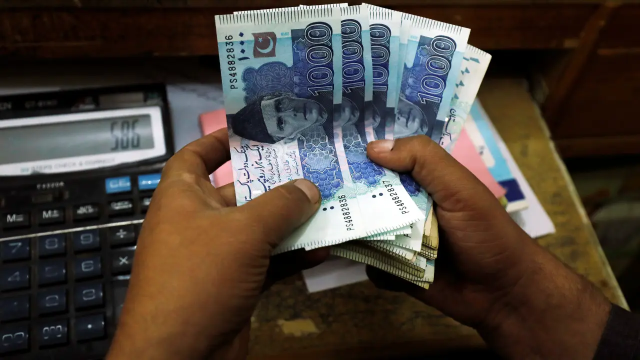 Pakistan drastically reduces pensions benefits of retired civil and armed forces personnel: Reports