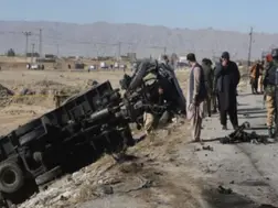 Bomb blast kills 10 labourers in southwest Pakistan