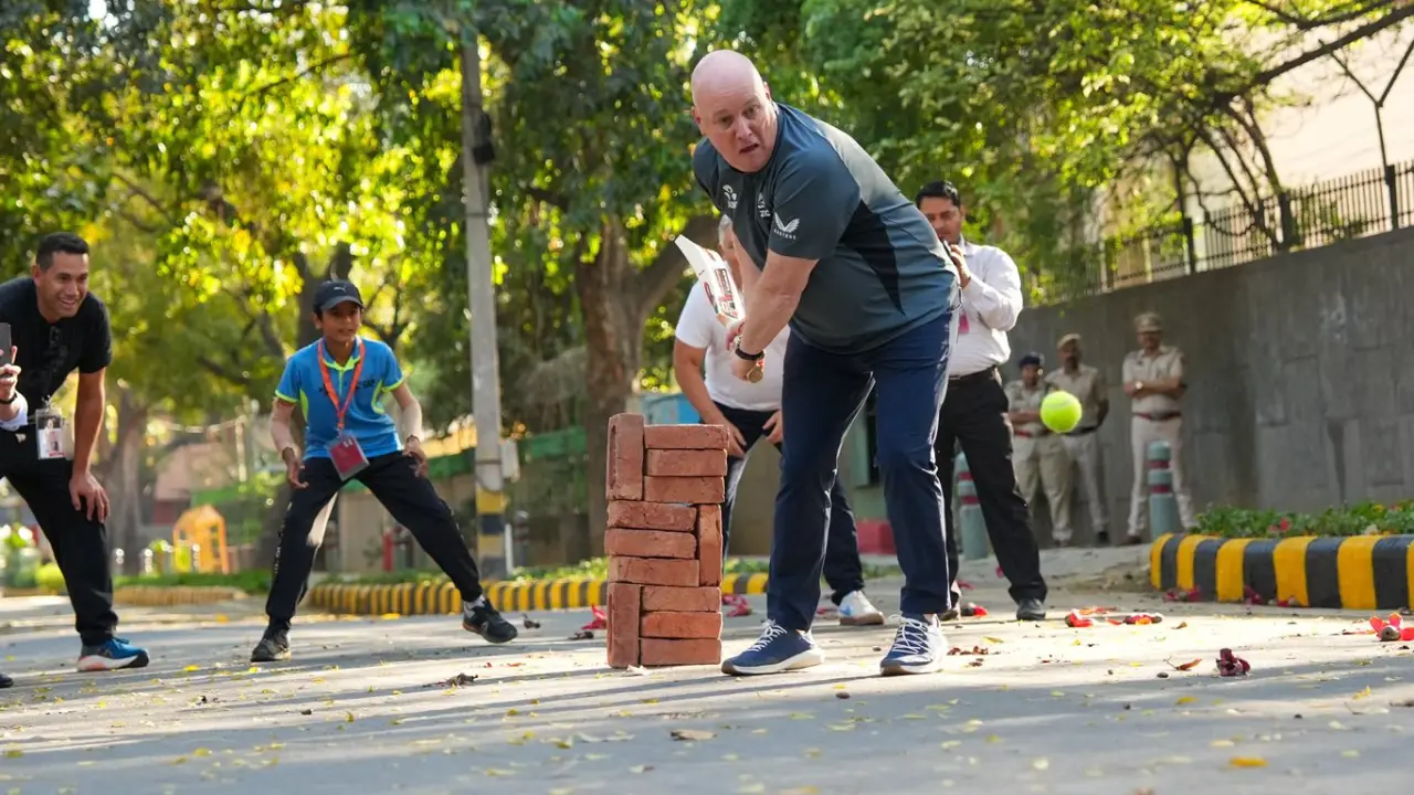 Bowled over by cricket! NZ PM Christopher Luxon plays gully cricket in India with Kapil Dev, Ross Taylor & Ajaz Patel Bowled over by cricket! NZ PM Christopher Luxon plays gully cricket in India with Kapil Dev, Ross Taylor & Ajaz Patel