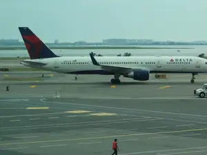 Harrowing footage captures a near-miss on Los Angeles International Airport runway