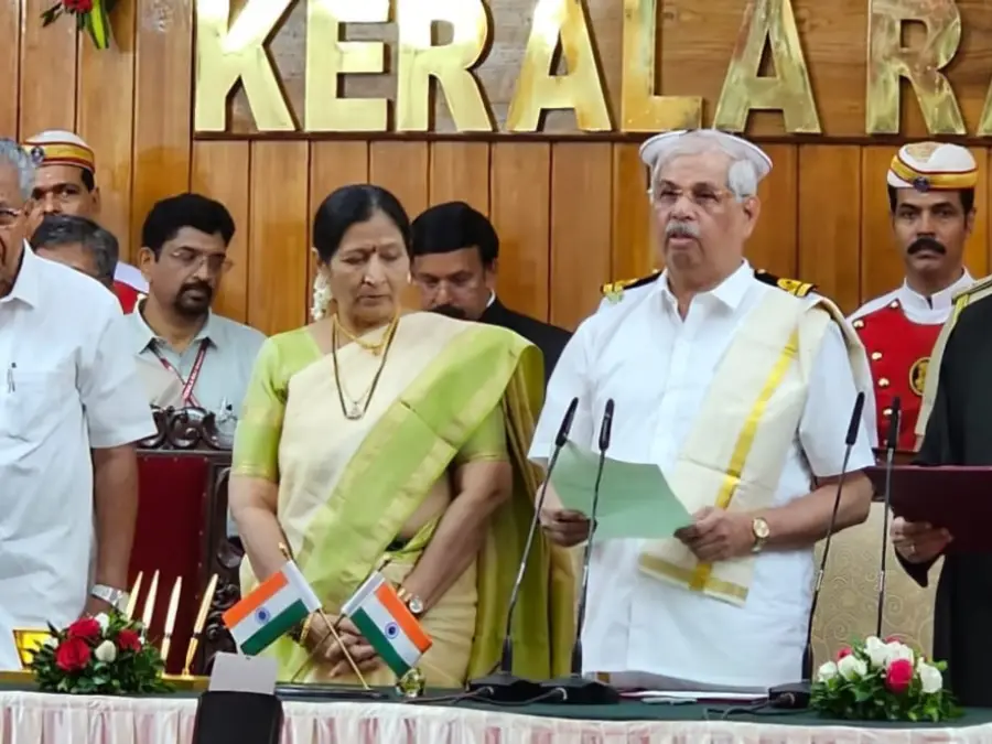 Rajendra Vishwanath Arlekar takes oath as Kerala governor