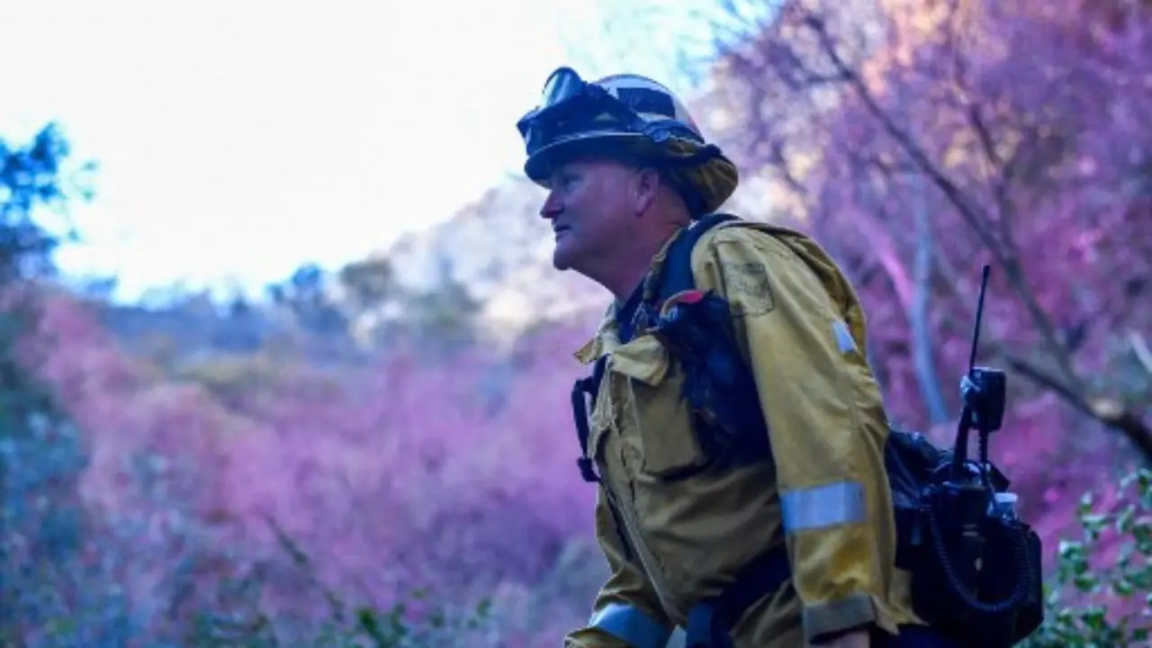 Fire-wrecked Los Angeles gets a break as winds drop
