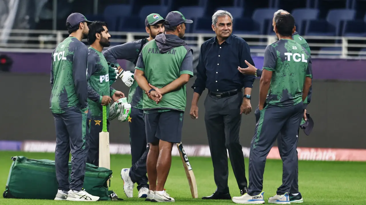 Champions Trophy 2025: ‘Not even MSD can do anything,’ says ex-Pakistan captain on horror show Champions Trophy 2025: ‘Not even MSD can do anything,’ says ex-Pakistan captain on horror show