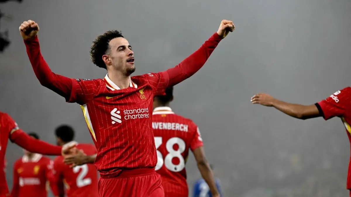 PL: Liverpool beat struggling Leicester; Manchester United crash at Wolves