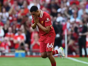 'Not nice' to hear Alexander-Arnold booed by Liverpool fans: Robertson