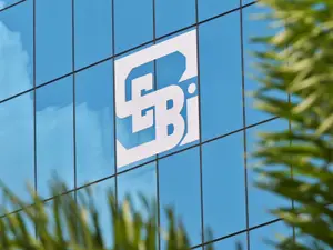 Court orders FIR & probe against Madhabi Puri Buch and top SEBI & BSE officials