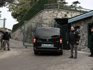 Russian and US diplomats to meet in Istanbul amid easing tensions