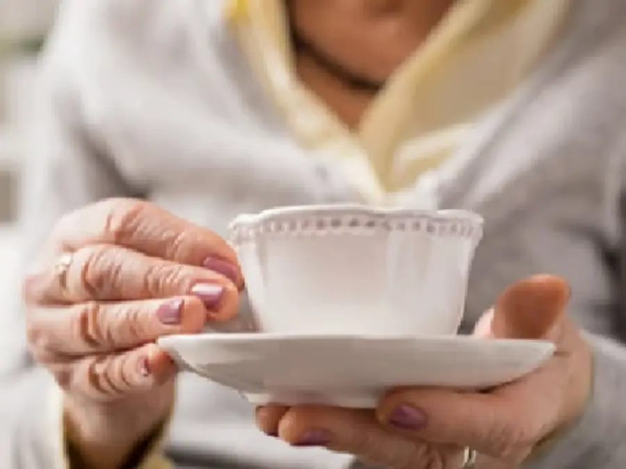 Drinking tea and coffee can lower the risk of some cancers: Report