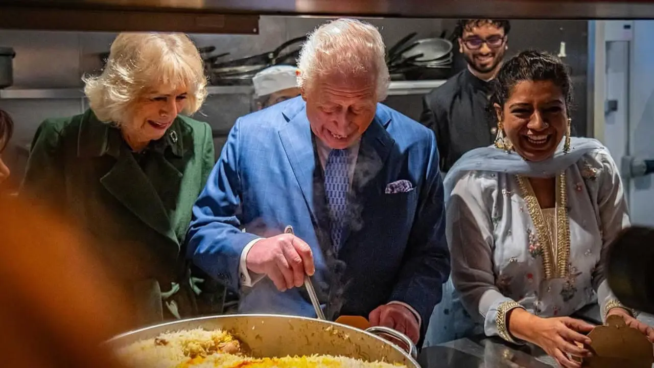 King Charles and Queen Camilla visit Indian eatery to help with Ramadan preps, pack some Kolkata biryani for home