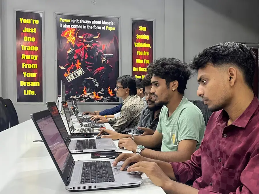 Asian crypto hubs: Hong Kong, Singapore lead, young traders drive India's crypto boom