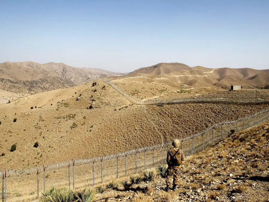 One Pakistani, Three Taliban soldiers dead amid clashes along border