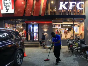 Pak minister condemns vandalism of fast-food outlets, warns attackers of strict action